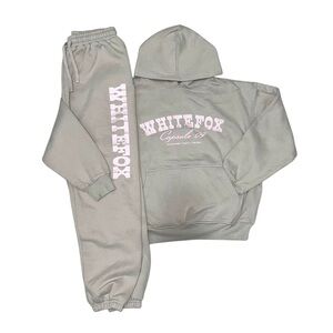 White Fox Women’s Capsule 09 Set Hoodie And Sweatpants Cream Size XS/S